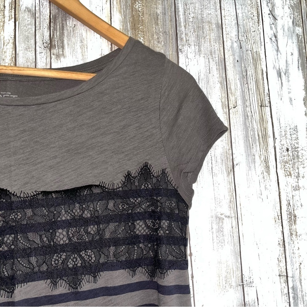 Loft Striped Gray Navy Blue Lace Appliqué Tee - Picture 3 of 4